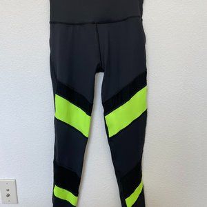 Tri Sirena running tights. Size medium.
